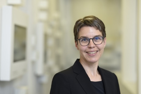 Dr. Alke Hollwedel